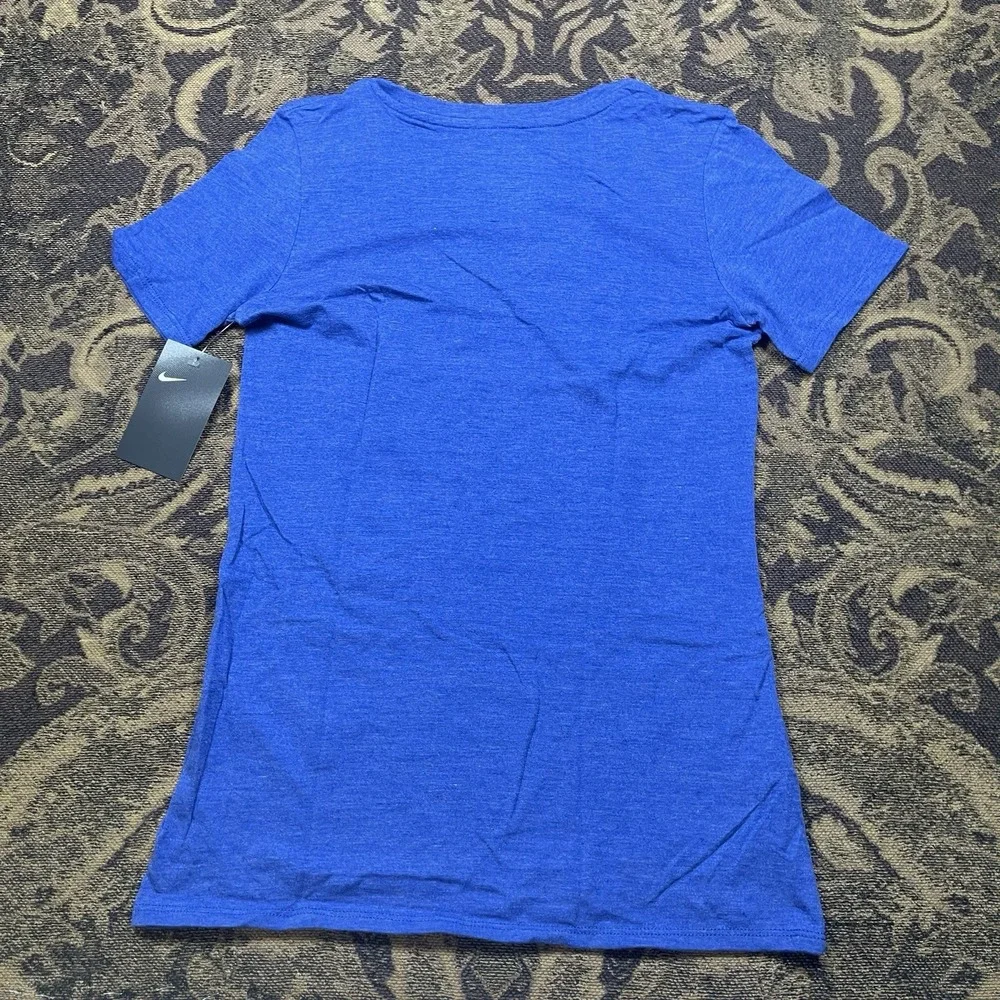 Nike Kansas City FC Soccer NWSL women's v-neck t-shirt Size Small New Blue